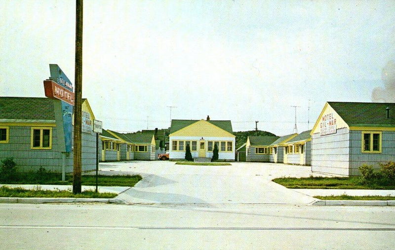 Gil-Mar Motel - Vintage Postcard (newer photo)